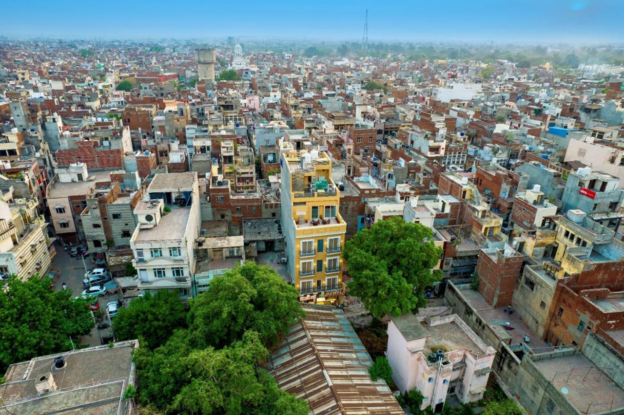 Hotel Golden Stay Amritsar Buitenkant foto