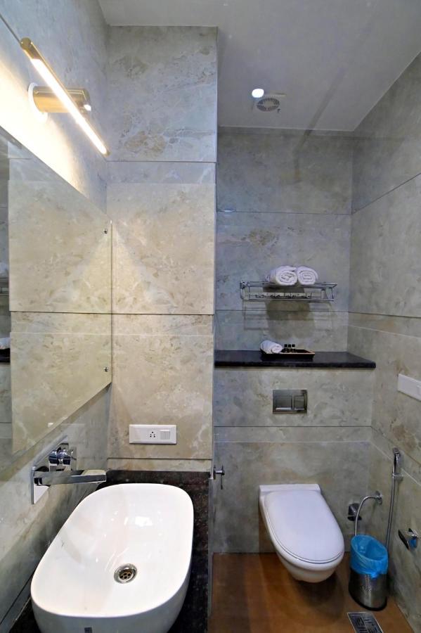 Hotel Golden Stay Amritsar Buitenkant foto