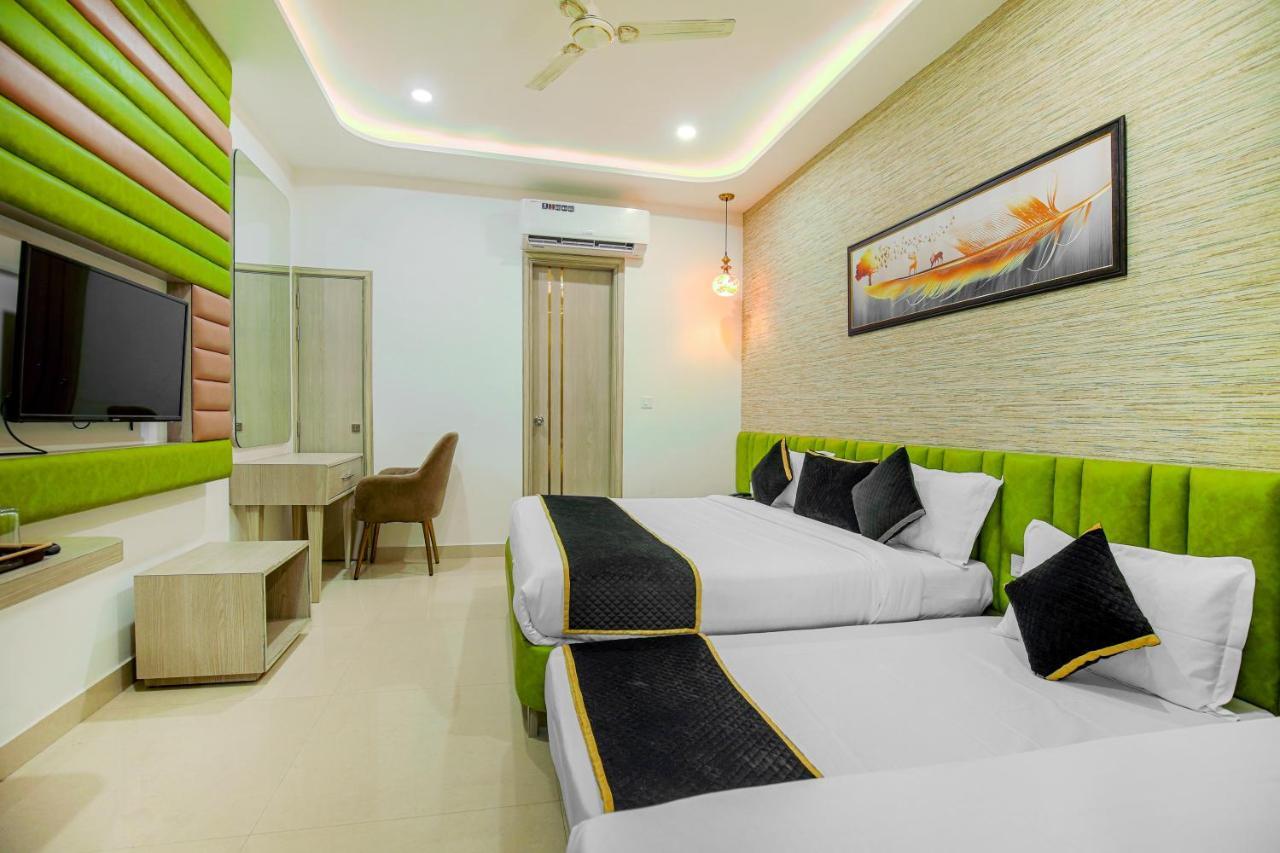 Hotel Golden Stay Amritsar Buitenkant foto