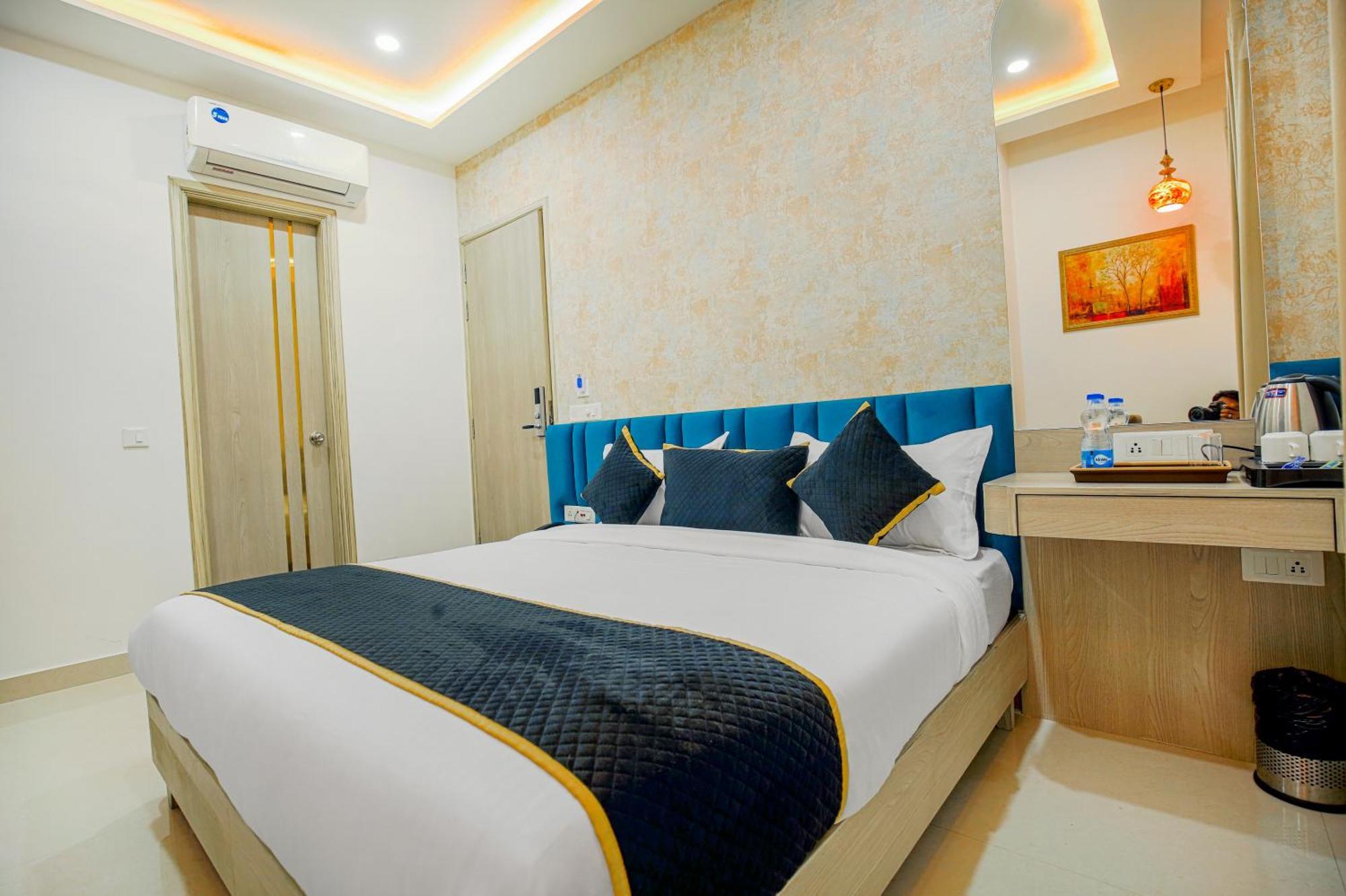 Hotel Golden Stay Amritsar Buitenkant foto