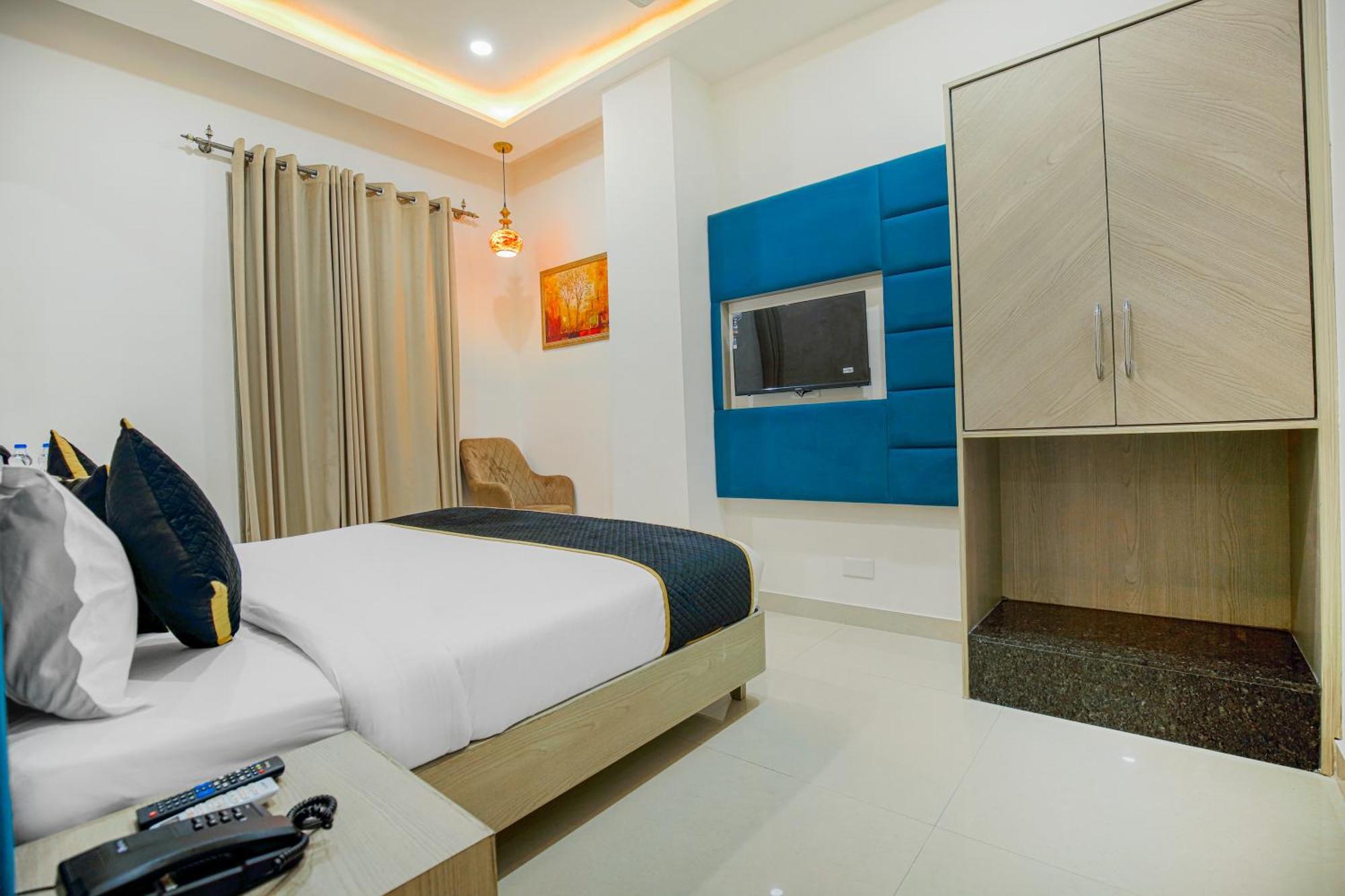 Hotel Golden Stay Amritsar Buitenkant foto