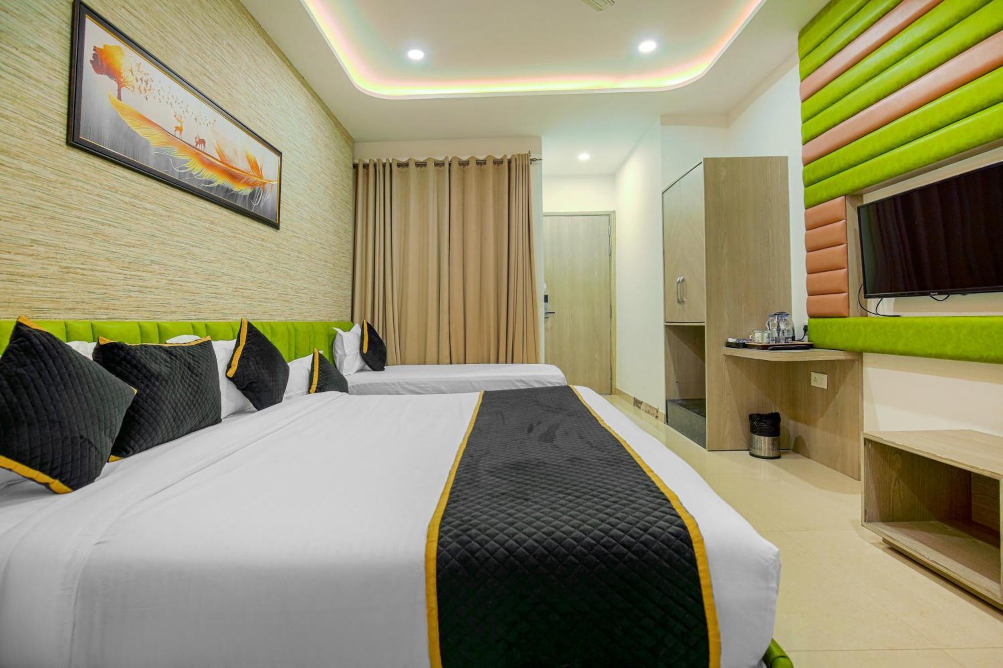 Hotel Golden Stay Amritsar Buitenkant foto