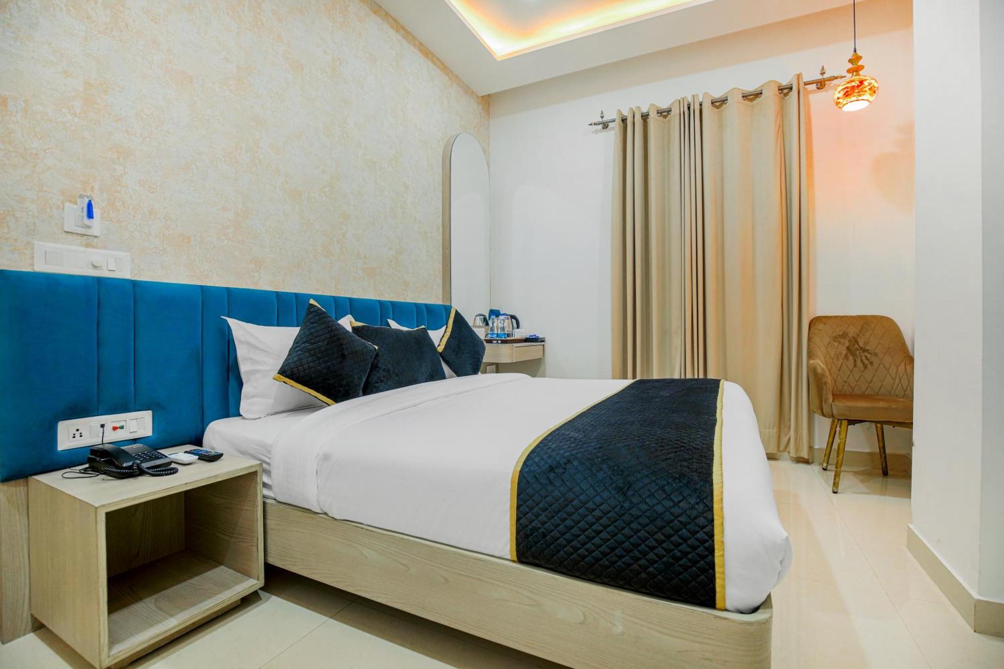 Hotel Golden Stay Amritsar Buitenkant foto