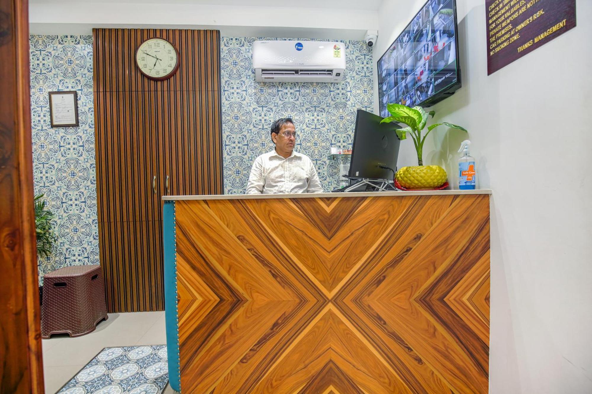 Hotel Golden Stay Amritsar Buitenkant foto